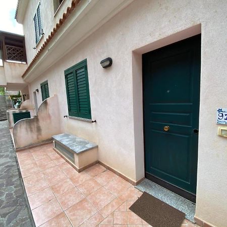 Vrclub - Villa Ridente Residence San Giorgio  Kültér fotó