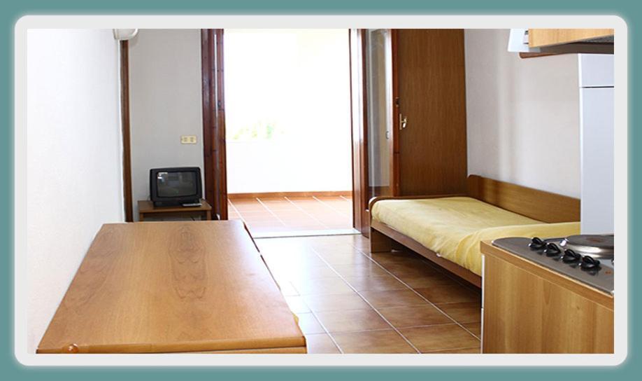 Vrclub - Villa Ridente Residence San Giorgio  Kültér fotó